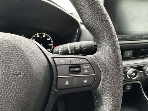 Certified 2025 Honda CR-V EX image 29