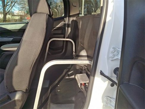 Used 2020 Chevrolet Colorado LT w/ Safety Package image 10