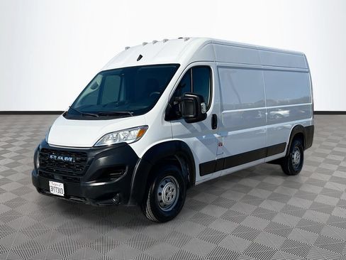 Used 2023 RAM ProMaster 2500 FWD image 3