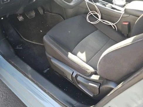 Used 2024 Nissan Sentra SV FWD image 5