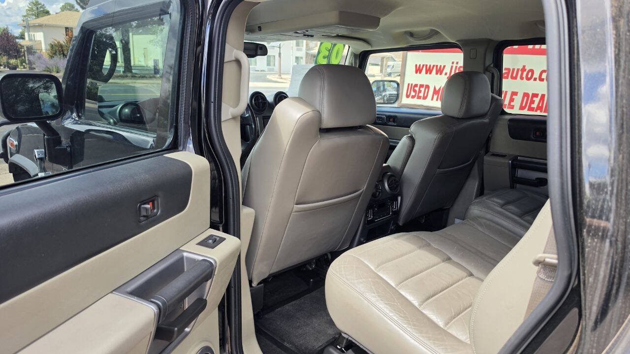 Used 2003 HUMMER H2 w/ Preferred Equipment Group AWD/4WD image 11