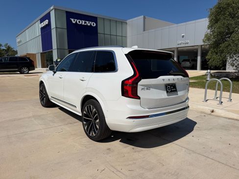 Certified 2026 Volvo XC90 T8 Ultra w/ Protection Package Premier AWD/4WD image 4