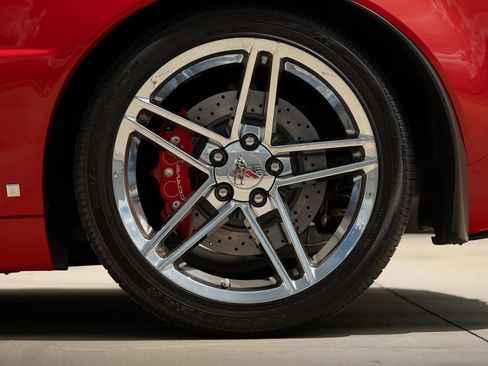 Used 2009 Chevrolet Corvette Z06 w/ Preferred Equipment Group RWD image 17