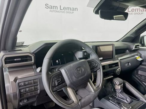 New 2026 Toyota Tacoma SR5 image 9