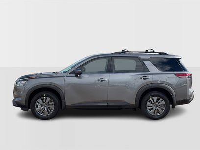 New 2025 Nissan Pathfinder SV