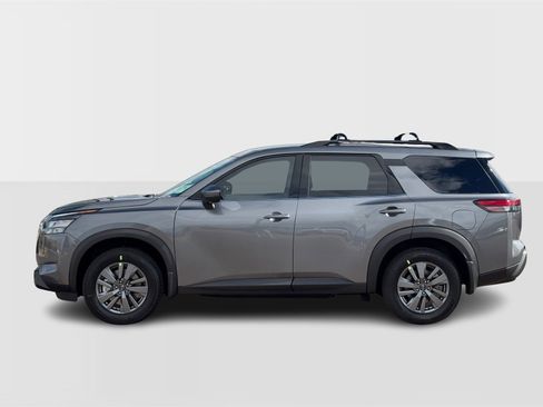 New 2025 Nissan Pathfinder SV image 2