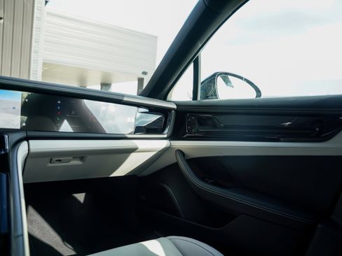 New 2026 Porsche Panamera 4 image 27