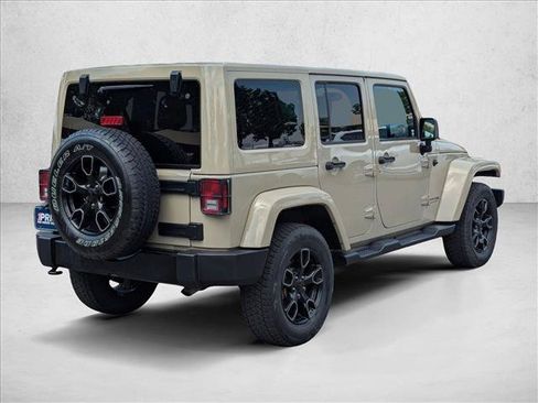 Used 2018 Jeep Wrangler Unlimited Sahara AWD/4WD image 5