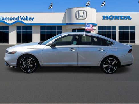 Used 2024 Honda Accord Sport image 9
