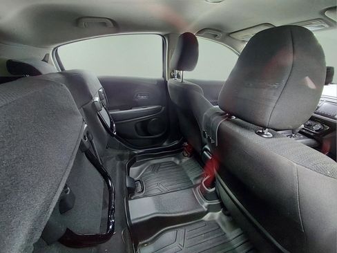 Used 2017 Honda HR-V LX image 18