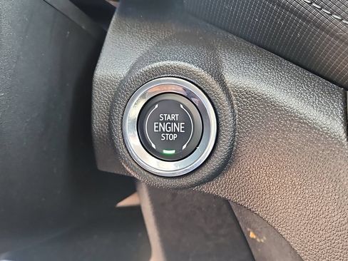 Used 2023 Chevrolet TrailBlazer LT w/ Convenience Package AWD/4WD image 32
