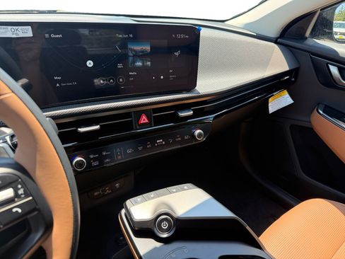 New 2026 Kia EV6 Wind RWD image 12