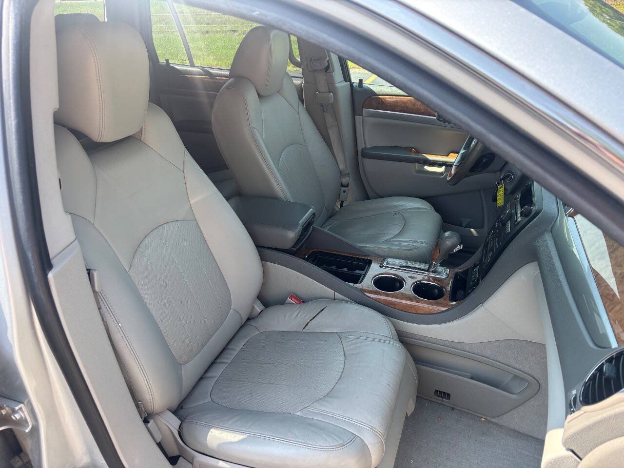 Used 2012 Buick Enclave Leather FWD image 17
