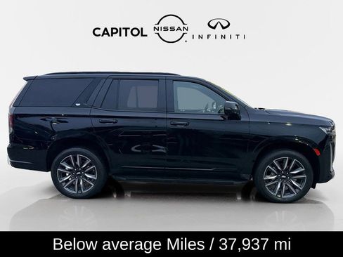 Used 2023 Cadillac Escalade Sport image 3