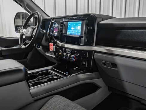 Used 2023 Ford F350 XLT w/ FX4 Off-Road Package AWD/4WD image 13