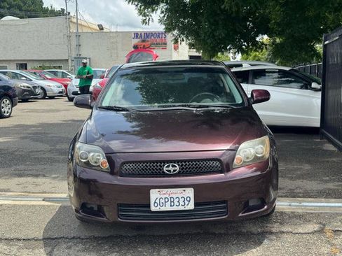 Used 2009 Scion tC FWD image 2