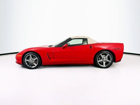Used 2007 Chevrolet Corvette Convertible w/ Preferred Equipment Group image 4