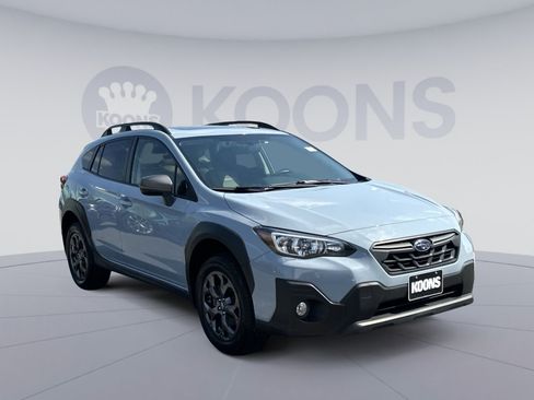 Used 2021 Subaru Crosstrek 2.5i Sport w/ Moonroof Package AWD/4WD image 2