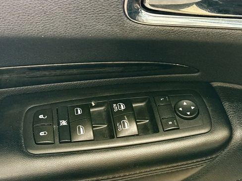 Used 2015 Dodge Durango Limited image 18