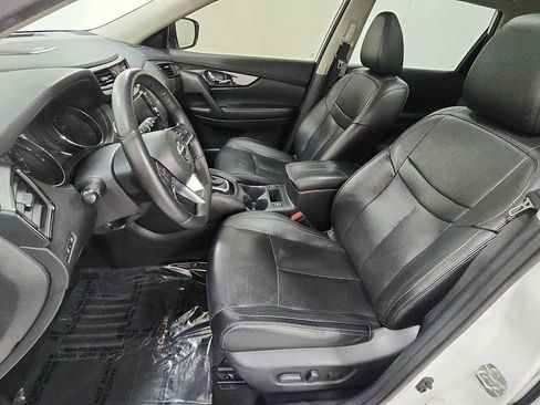 Used 2019 Nissan Rogue SL w/ Premium Package image 13