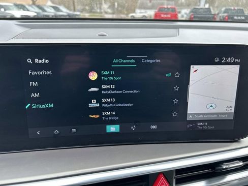 Certified 2025 Kia Sorento SX FWD image 32