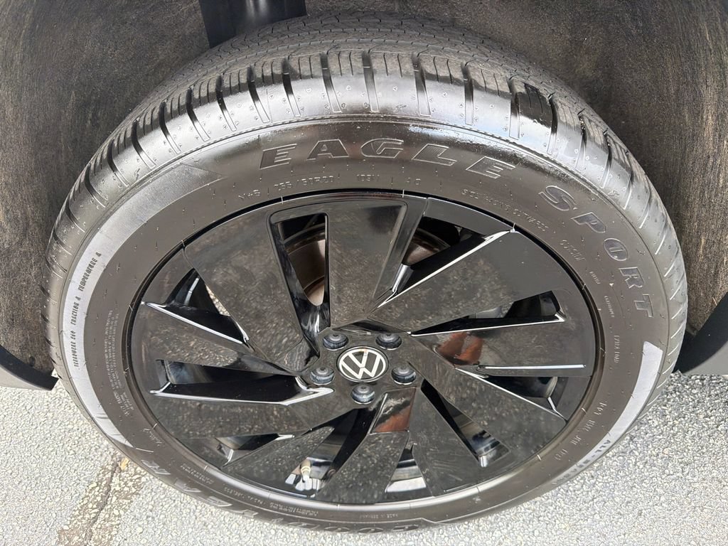 Used 2024 Volkswagen Atlas SE FWD image 17