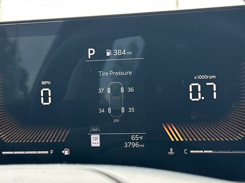 Certified 2025 Kia K4 FWD image 22