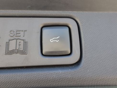 Used 2021 Ford Mustang Mach-E GT image 25