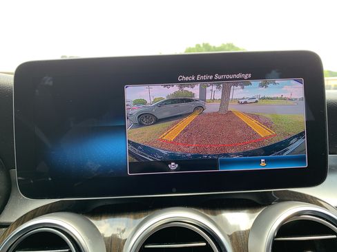 Used 2019 Mercedes-Benz C 300 Sedan image 25