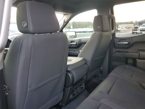 Certified 2024 Chevrolet Silverado 1500 Custom image 21