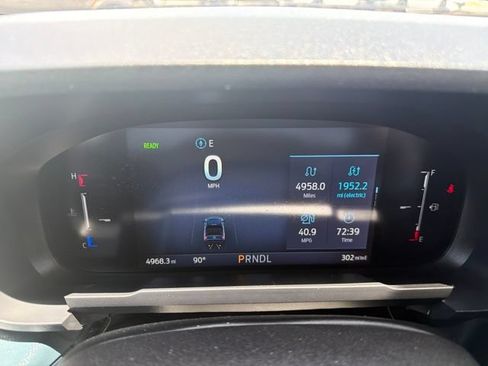 Certified 2025 Ford Maverick XLT FWD image 11