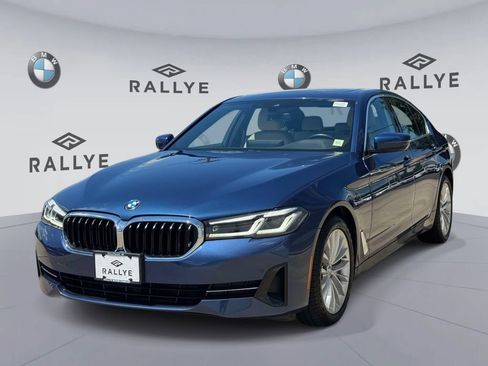 Used 2023 BMW 530i xDrive w/ Convenience Package AWD/4WD image 3