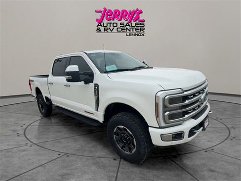 Used 2024 Ford F350 XLT w/ FX4 Off-Road Package image 7