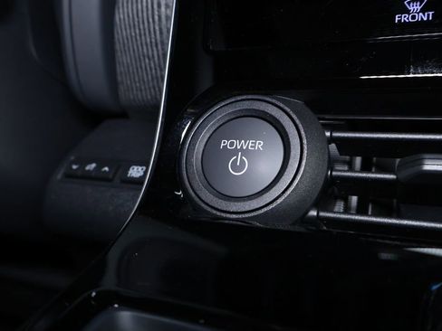 Used 2024 Toyota bZ4X XLE image 31