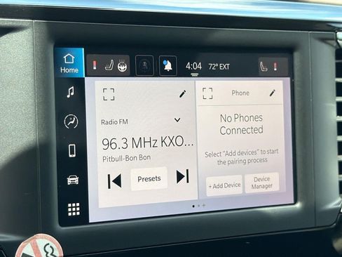 Used 2023 Chrysler Voyager LX FWD image 10