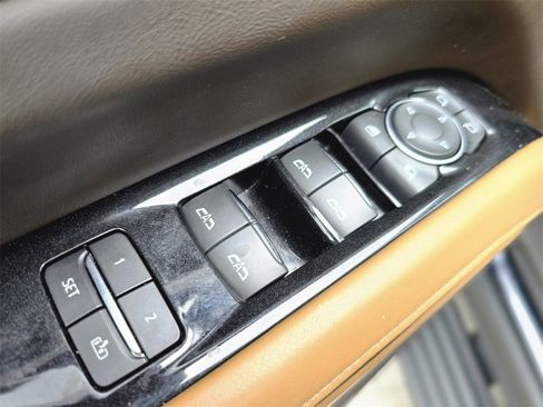 Used 2021 Cadillac Escalade Sport w/ Driver Assist Tech Package image 16