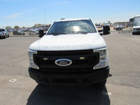 Used 2020 Ford F250 XL w/ Power Equipment Group AWD/4WD image 3