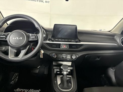 Used 2024 Kia Forte LXS FWD image 22