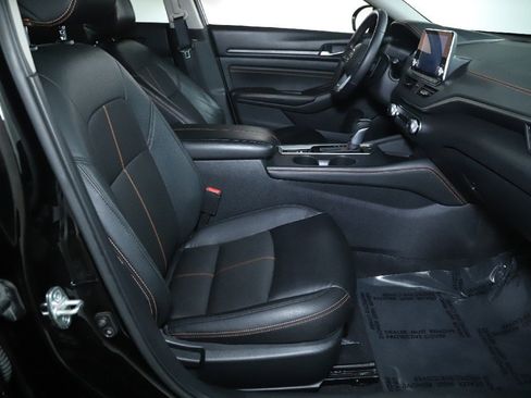 Used 2021 Nissan Altima 2.5 SR image 34