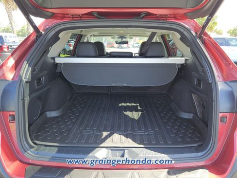 Used 2022 Subaru Outback Limited AWD/4WD image 13