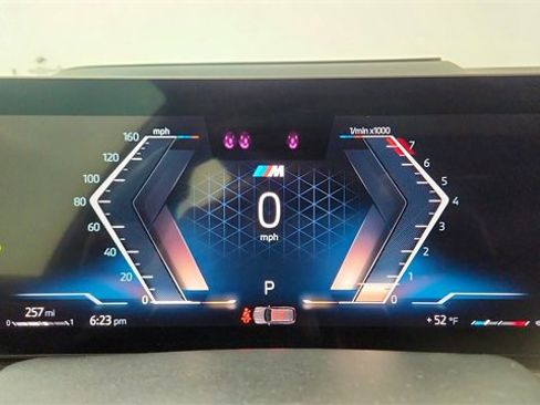 Used 2024 BMW X7 xDrive40i w/ Executive Package image 42