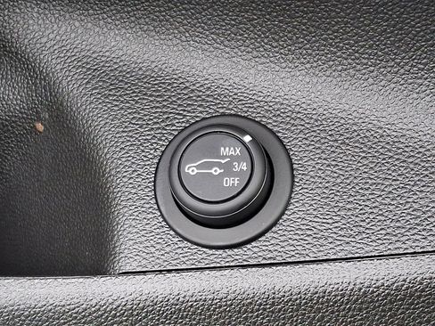 Used 2020 Buick Envision Essence image 24