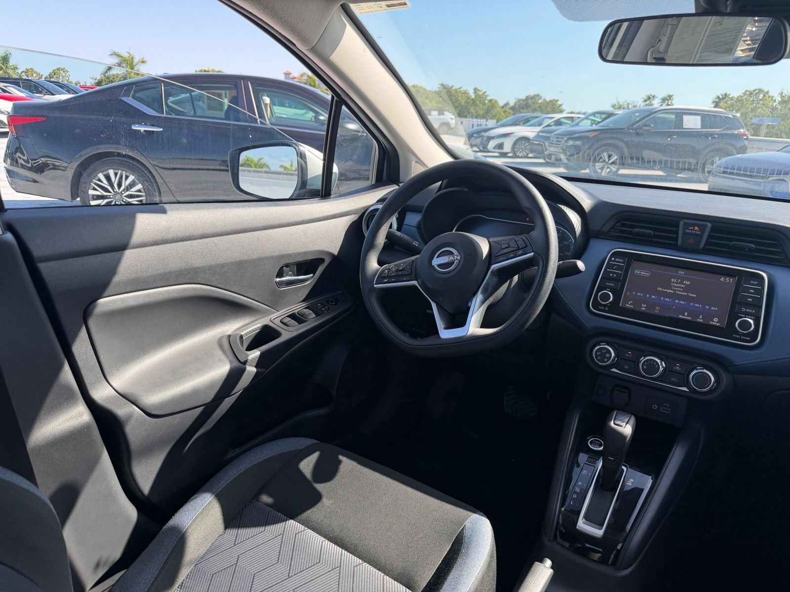 Used 2025 Nissan Versa SV FWD image 28
