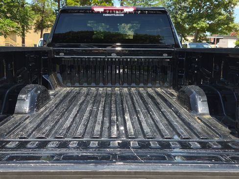 Used 2025 Chevrolet Silverado 2500 LT w/ Convenience Package AWD/4WD image 12