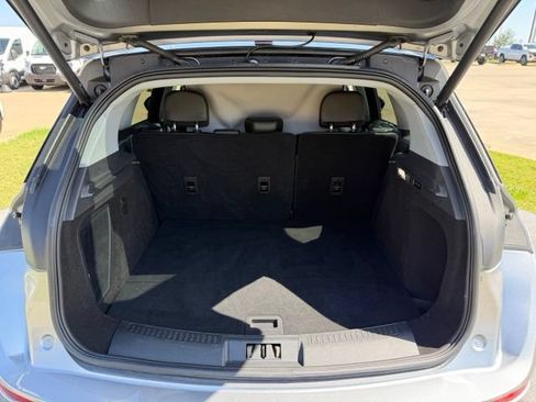 Used 2022 Lincoln Corsair AWD w/ Premium Package image 7