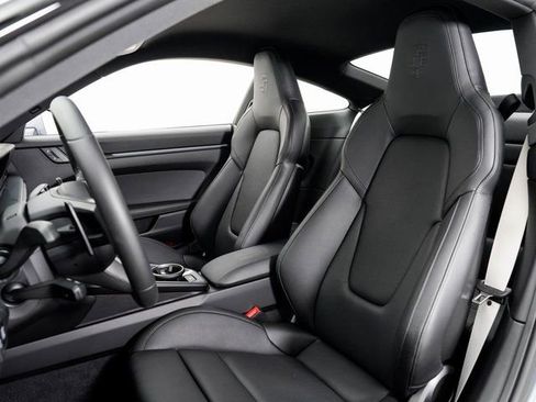 Certified 2025 Porsche 911 Carrera image 5