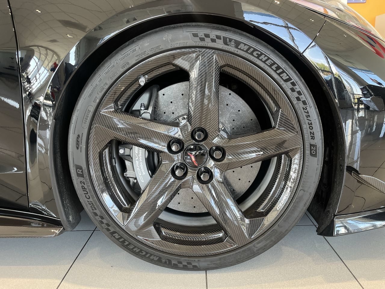 Used 2024 Chevrolet Corvette Z06 w/ Z07 Performance Package RWD image 28