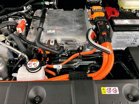 New 2026 Subaru Solterra Limited XT image 16