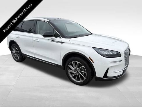 Used 2024 Lincoln Corsair AWD w/ Equipment Group 101A image 11