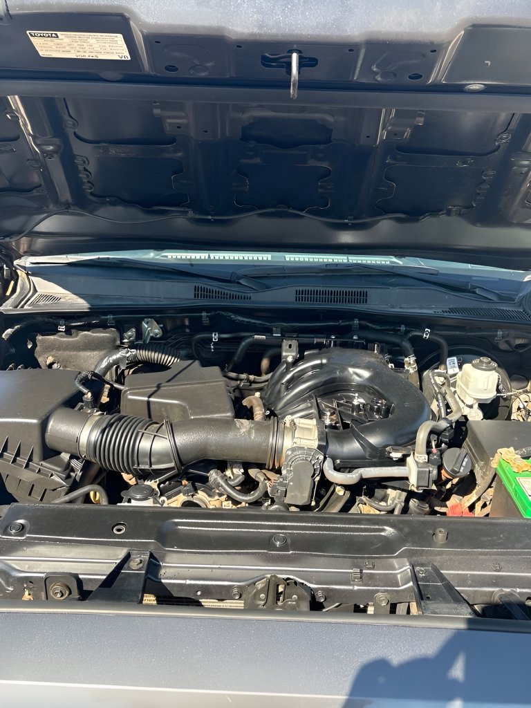 Used 2023 Toyota Tacoma SR AWD/4WD image 11